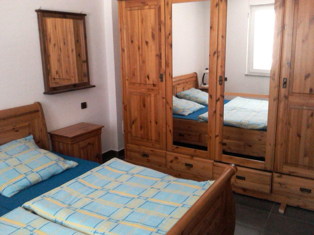 Ferienwohnung-Apartment  Povljana Buitenkant foto